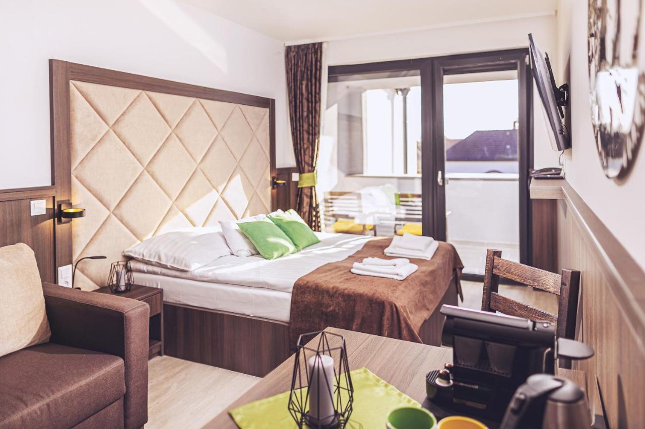 Park Hotel Buek-Buekfuerdo 外观 照片
